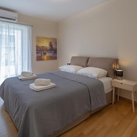 Sagittarius - Faliro Sea Side Apartment Ateny Zewnętrze zdjęcie